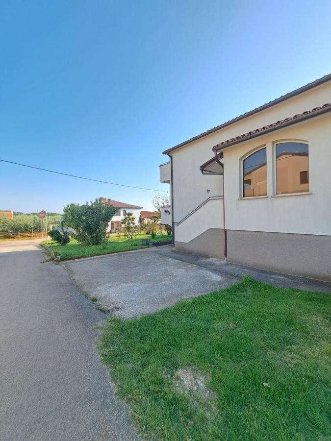 Casa Antonio With Swimming Pool Apartment Novigrad  Exterior photo